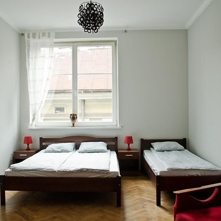 Tramp Aparthostel Cracóvia Exterior foto