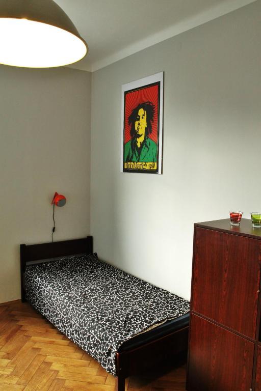 Tramp Aparthostel Cracóvia Quarto foto